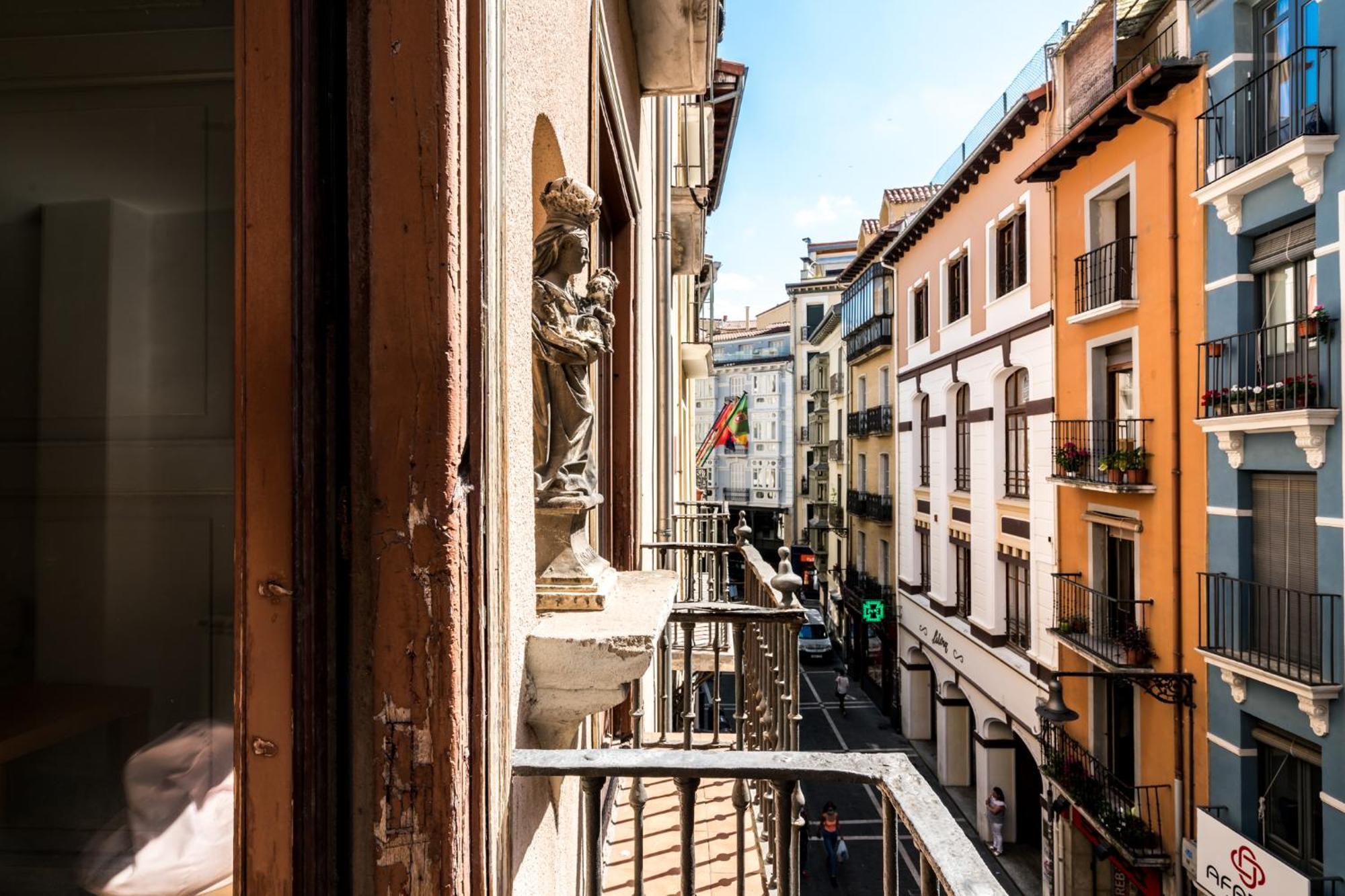 Welcoming Apart Old Town Pamplona Exterior foto